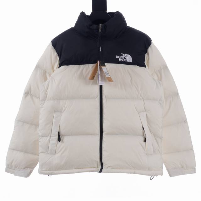 The North Face 北面tnf 1996款羽绒服 经典款级别：纯正s+Thenorthface 的字面含义为山的最寒冷、最艰难一面。它也是thenor