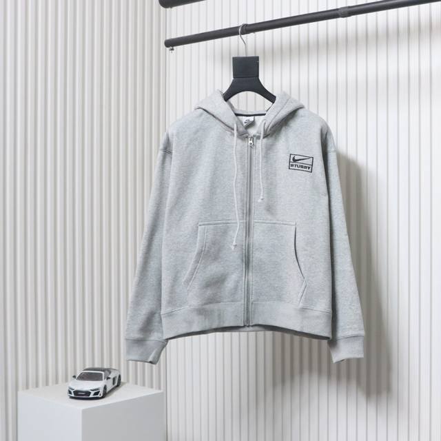 Nike X Stussy 耐克斯图西联名 拉链抽绳连帽 官网新款 独家供应 原版购入 高端复刻 区别市面通货 定制原版一致高克重抓绒面料 保暖舒适 Os立体版