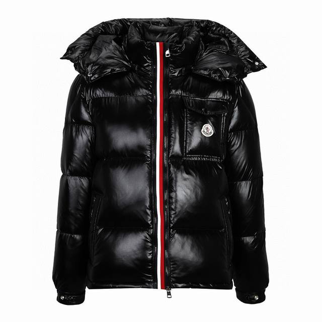 Moncler 蒙口 24Ss 拉链三色织带羽绒服 工艺说明：采用标志性的闪亮漆面尼龙面料制成，双门襟设计可轻松调节款型，可根据气候情况拆卸风帽，打造更简洁造型