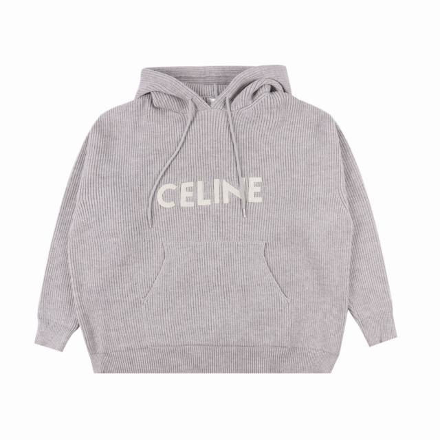 Celine 赛琳 字母贴布针织连帽毛衣 面料采用75%羊毛25%安哥拉兔毛 版型非常宽松 水洗后蓬松亲肤柔软 采用进口斯托尔织造 纹理清晰 正7针双元宝针法