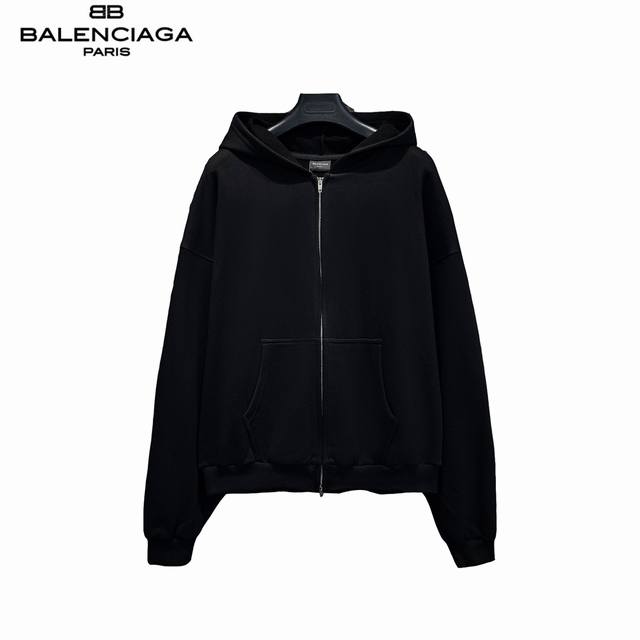 Balenciaga 巴黎世家 24Ss 刺绣双环logo开衫卫衣 采用订色订染毛圈纯棉卫衣面，500G双股双纱，手感舒适 进口针织针梳棉进行制作，厚度适中，有