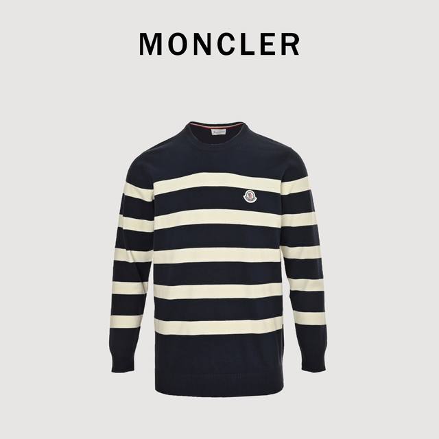 Moncler 蒙口 胸前经典logo 针织圆领条纹毛衣 天冷叠穿作为内搭也非常好看 胸口高密度logo刺绣，吊牌辅料原版定制。采用纯棉纱线混纺羊毛，纯棉亲肤舒