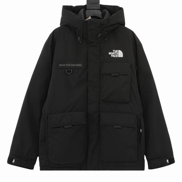 The North Face Tnf 北面 多口袋工装连帽羽绒服 填充国标80白鹅绒 进口日本百灵达重工刺绣 采用air Eco梭织面料 防水抗静电 原厂ykk