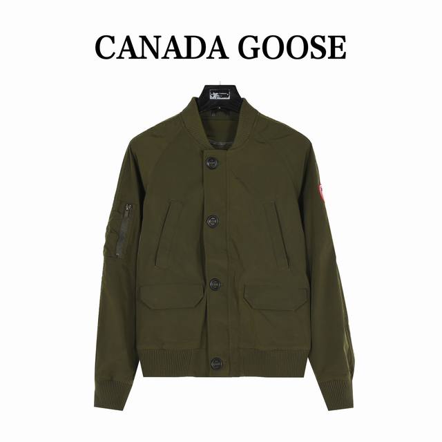 Canada Goose 加拿大鹅 袖子章仔贴饰飞行员夹克外套 清新的少年感穿搭get 加拿大鹅飞行员夹克 如果上班不能太随意，不如添加一点小心机均衡死板职业通