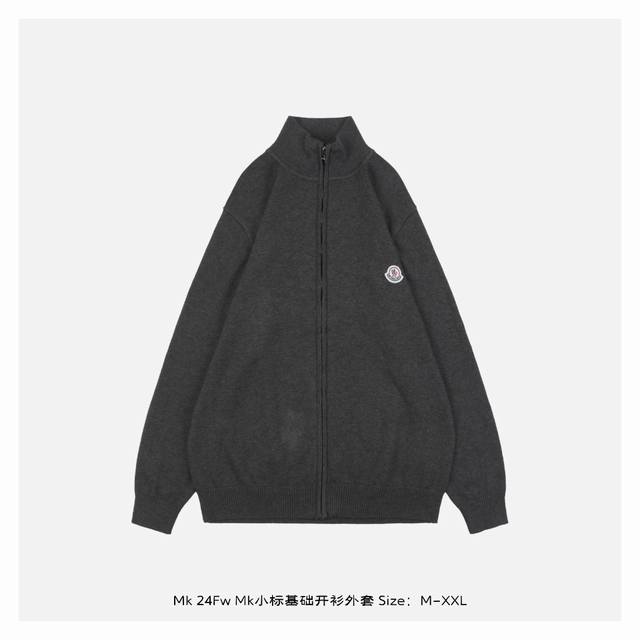 Moncler 蒙口 24Fw Mk小标基础开衫外套 采用混纺材质面料，柔顺保暖，抗起球性能好，采用进口无缝电脑横机全卷边编织，单件机编时间超过90分钟，胚身+