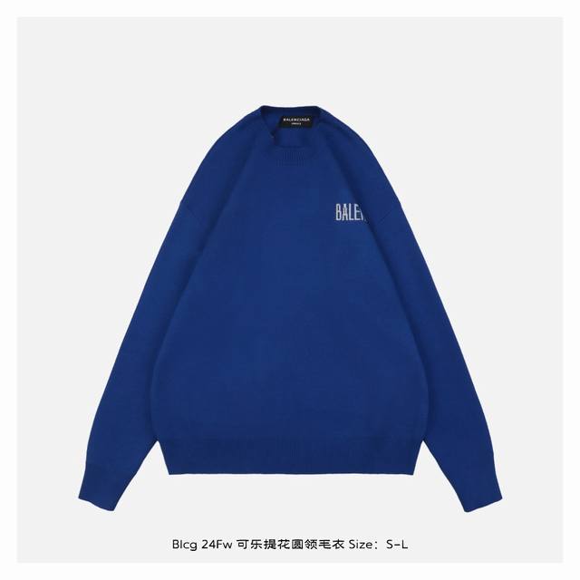 Balenciaga 巴黎世家 24Fw 可乐提花圆领毛衣 采用混纺材质面料，柔顺保暖，抗起球性能好，采用进口无缝电脑横机全卷边编织，单件机编时间超过90分钟，