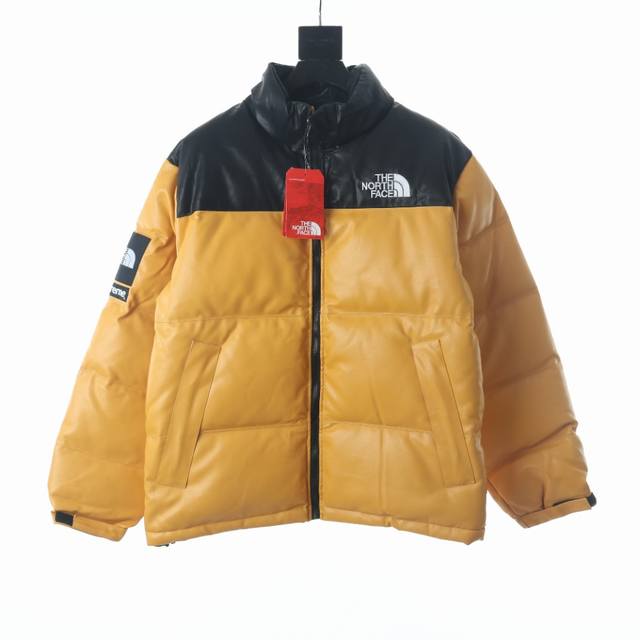 Supreme X Tnf 17Fw Leather Nuptse Jacket 北面联名皮质羽绒服 采用帕纳纹人造生态羊皮，柔软度偏软，统一使用新国际标准90