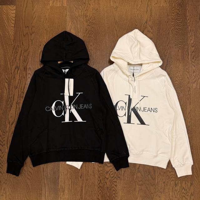 Calvin Klein Ck 经典 爆款刺绣大 Logo 字母印花情侣连帽卫衣-原版代购品质 Color：黑色 白色 Size：S M L Xl Number