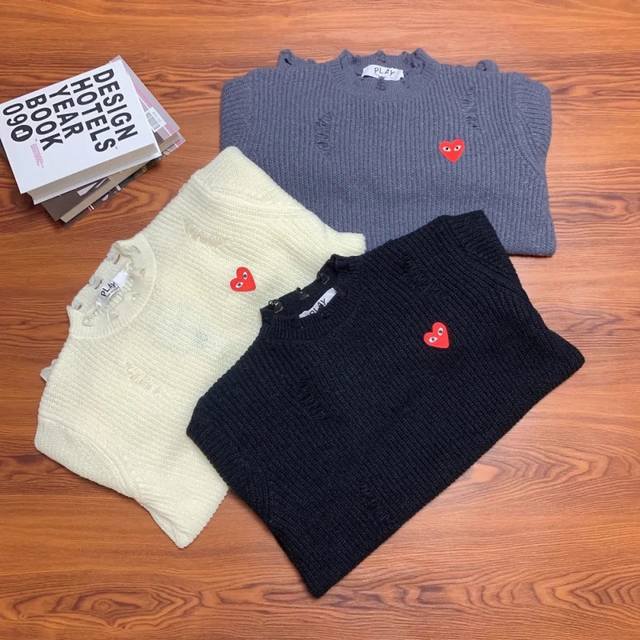 更多细节图展示 Comme Des Garcons Cdg 川久保玲2024秋冬新款破洞针织毛衣情侣同款圆领打底衫毛衣 上身凸显气质 修身得体 明星大咖同款，简