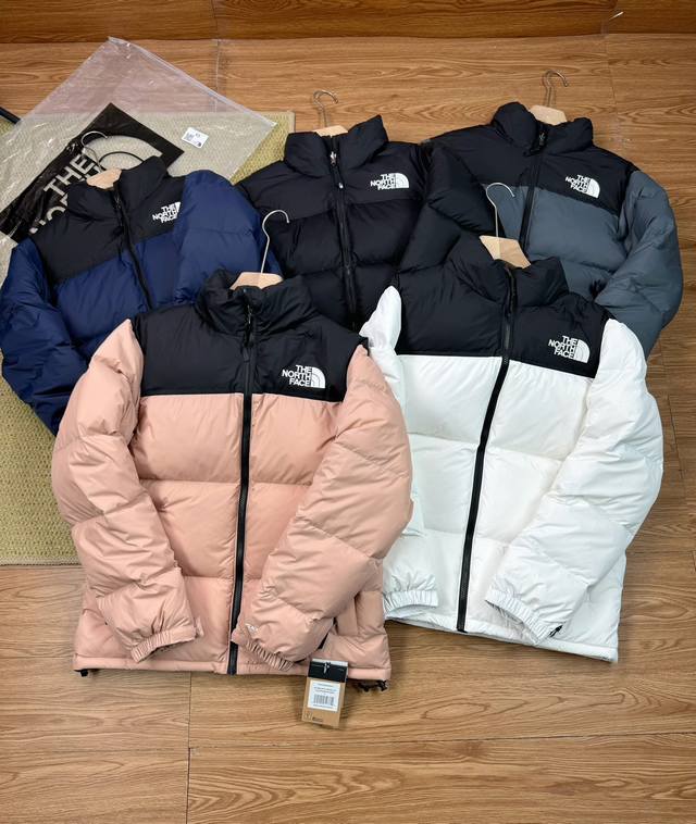 Thenorthface北面1996Nuptse 1996 经典款 美版 羽绒服 顶级原版标配nfc芯片防伪识别！原版盛泽原厂高密度户外轻度防水材料，双层内胆锁