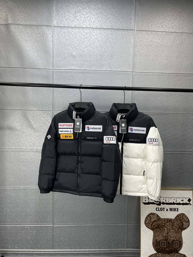 Descente X Audi 迪桑特奥迪多标联名款经典机能户外情侣羽绒服 顶级复刻独家采用高密度聚酯纤维外层 防潮防静电面料 不跑绒 不钻绒 创新羽绒技术 采