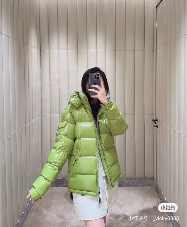 供 顶级版本带芯片随意对比 Moncler Maya 蒙口陈奕迅同款玛雅亮面防水小标羽绒服-顶级版本 帽子可拆卸 标配专柜同款帆布手提袋 退货遗失默认-5 15