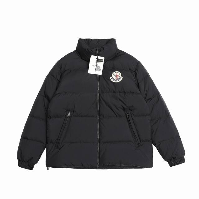 供 凭防伪扣售后 Moncler盟可睐 Fw23 Citala Short Down Kacket 微标贴布拉链立领羽绒服外套 男女同款 情侣款 品牌介绍：盟可