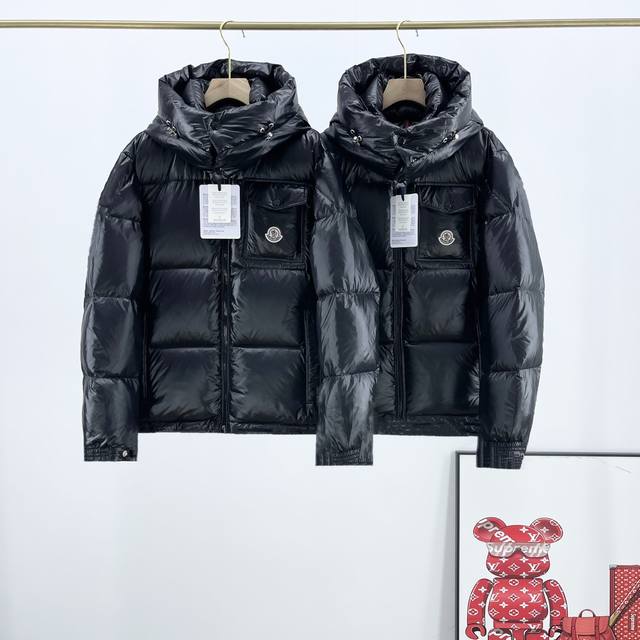 上新！！！ 实拍图 Moncler Maya蒙口连帽羽绒服 众多明星大爱的款式，90国标90绒，充绒400G， 原版1:1订制五金配件全进口原版定制，蒙口玛雅羽