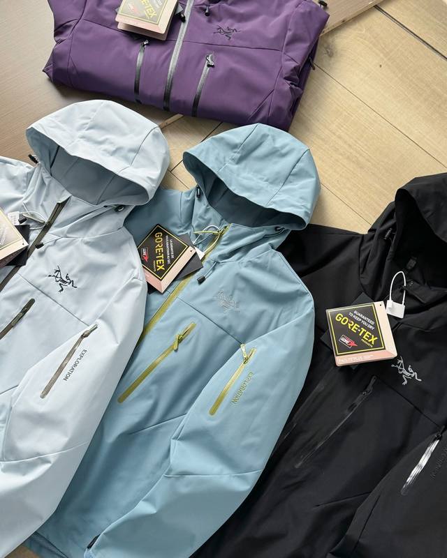 Arc'Teryx 始祖鸟gore-Tex Jacket 户外防水硬壳压胶三合一冲锋衣 真两件套 内胆带logo户外级摇粒绒，外层是天花板级别鸟beta Lt