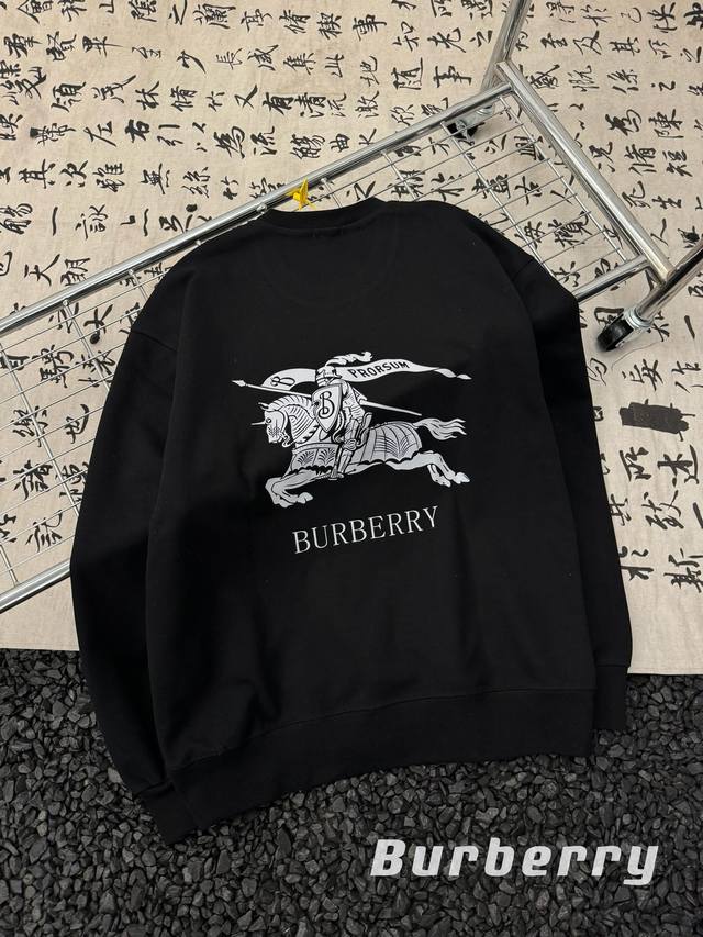 巴宝莉 Burberry 23Ss秋冬新款战马字母印花圆领卫衣情侣款 - 男女通吃好卫衣，胸口品牌标识高清印花工艺！ 高清印花，舒适不紧绷，三标辅料，做工细节都