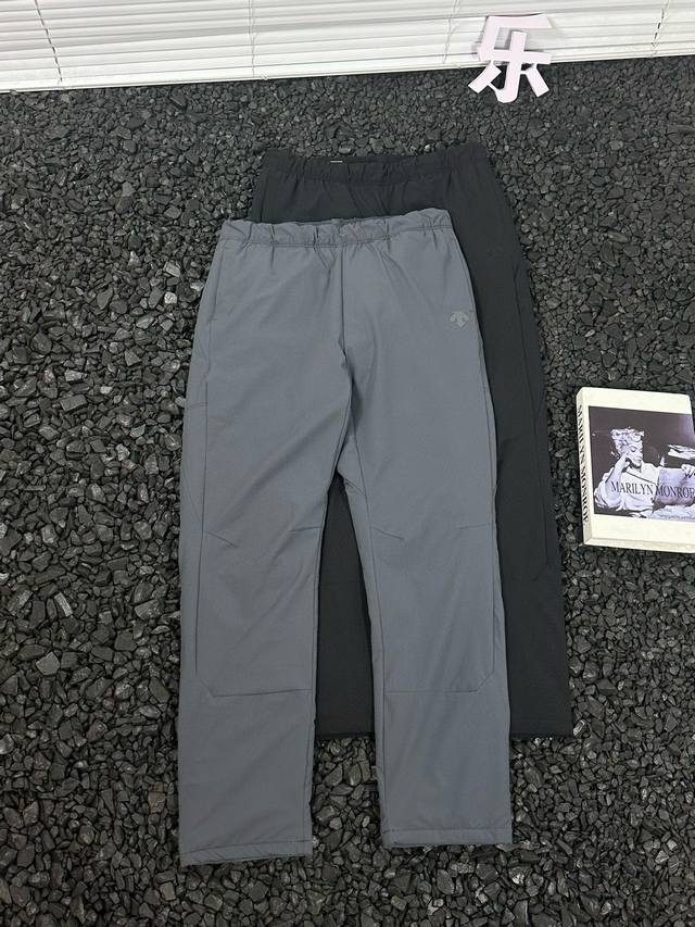 Descente 迪桑特 秋冬新品90白鸭绒加厚保暖防风防水休闲羽绒长裤 - 高密定制面料，拥有不错的防风防水性抗寒保暖，怕冷的兄弟一定要来一条 填充物:90鸭