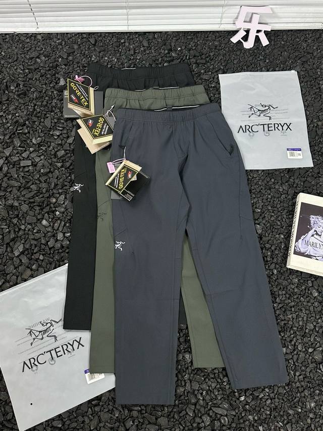 Arc'Teryx 始祖鸟 24Ss秋冬新款松紧腰户外防风耐磨直筒长裤 - 专业的户外风设计，日本代购原版订制出货！这款的做工复杂程度是我目前做过的所有工装裤中