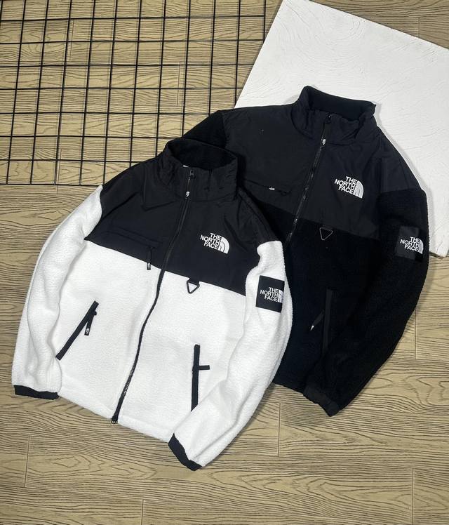 顶级版本区别通货 Thenorthface 北面秋冬拼接新款羊羔毛抓绒保暖外套 上身百搭不臃肿原版正品打版秒杀市场所有版本 面料采用原版羊羔毛面料厚实保暖内里加