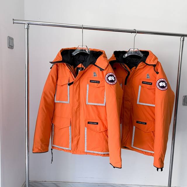 特价 市售天花板级别 Canada Goose X Ovo Chilliwack 7951Lov 加拿大鹅远征猫头鹰联名工装羽绒服 情侣款 颜色：橘色 尺码：X