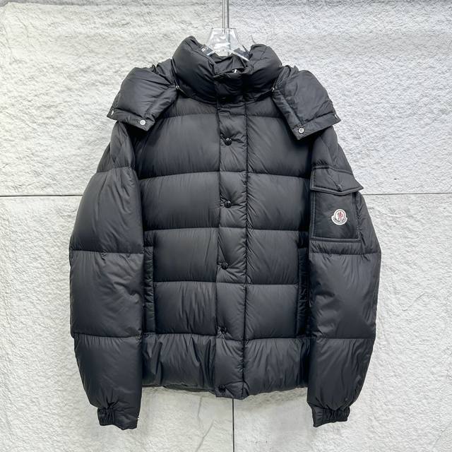 雾面版 Moncler Maya 70周年蒙口玛雅雾面短款羽绒服 1码到5码 最大可穿230斤 高端版本 带原版感应nfc芯片 采用 Longue Saion面