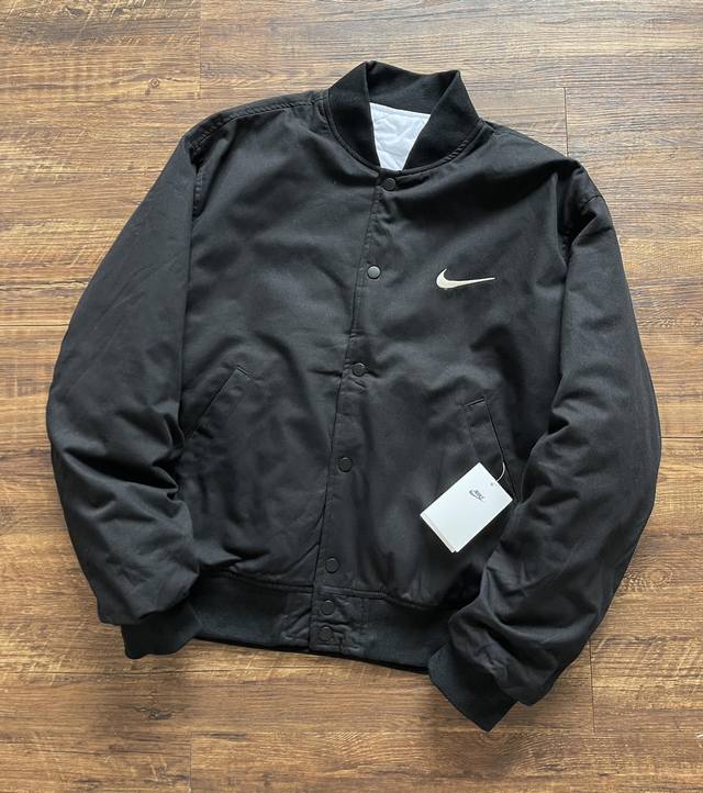 上新 原版复刻 顶级版本 Stussy X Nike Fw斯图西耐克联名 双面穿夹克外套棉服 男女同款 爆火断货王，联名的最后的热度 这次联名最好看的就是这个夹