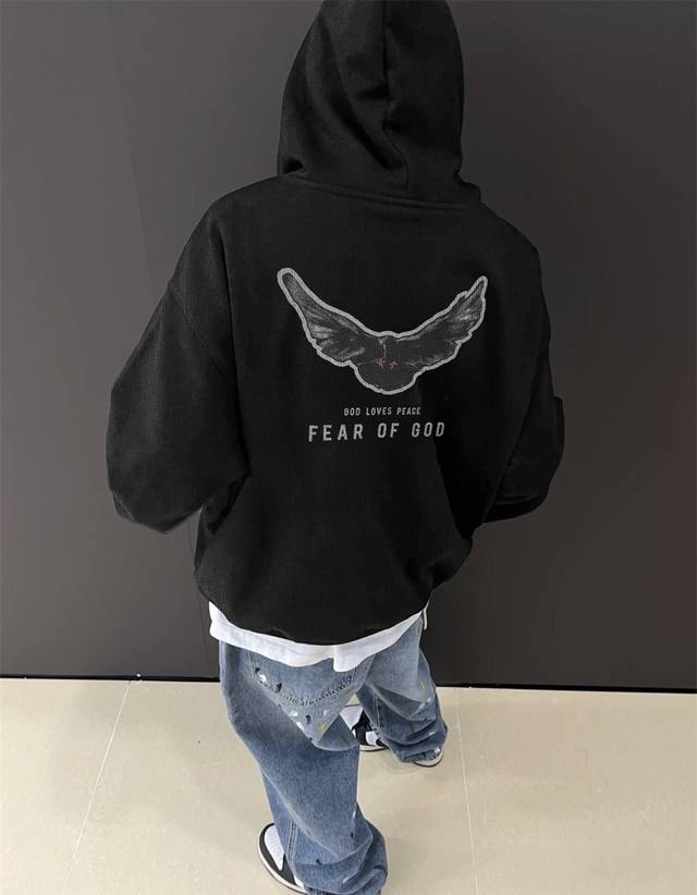 顶级版本 Fog Fear Of God 限定鸽子直喷印花水洗做旧重磅高街连帽卫衣 情侣款 重磅好货来袭，原黑袋包装，高端炒盐水洗，前后白墨直喷印花工艺，潮咖男