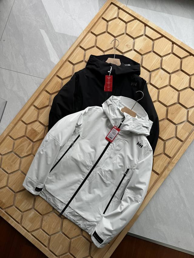 Hh海丽汉森 Helly Hansen 情侣款户外防风防雨专业登山服硬壳全压胶三合一冲锋衣羽绒服 面料科技： 防水性能优异：海丽汉森自研的防水透气科技面料，其防