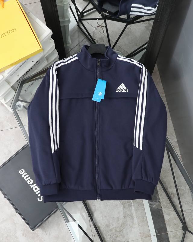 Adidas 阿迪达斯立领三条杠棉服外套qq糖男女同款 顶级版本 欢迎对比 Ins小红书超火爆款系列 各大明星网红上身款 定制领口织带复刻原版，经典三条杠百搭不