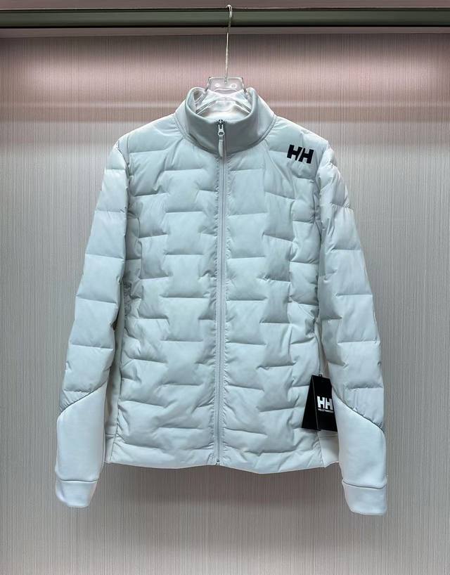 Helly Hansen 海丽汉森轻薄系列户外立领棉服情侣款 棉服最大的特点就是轻便保暖效果好！ H家今年这款采用的是 Heat Navi锁温科技运动休闲棉服