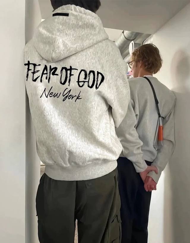 Fog Fear Of God Essentials 纽约限定印花重磅高街加绒连帽卫衣 情侣款 同款毛圈在售，报单备注哦 真顶级版本，超重工好货，原版原黑袋包装