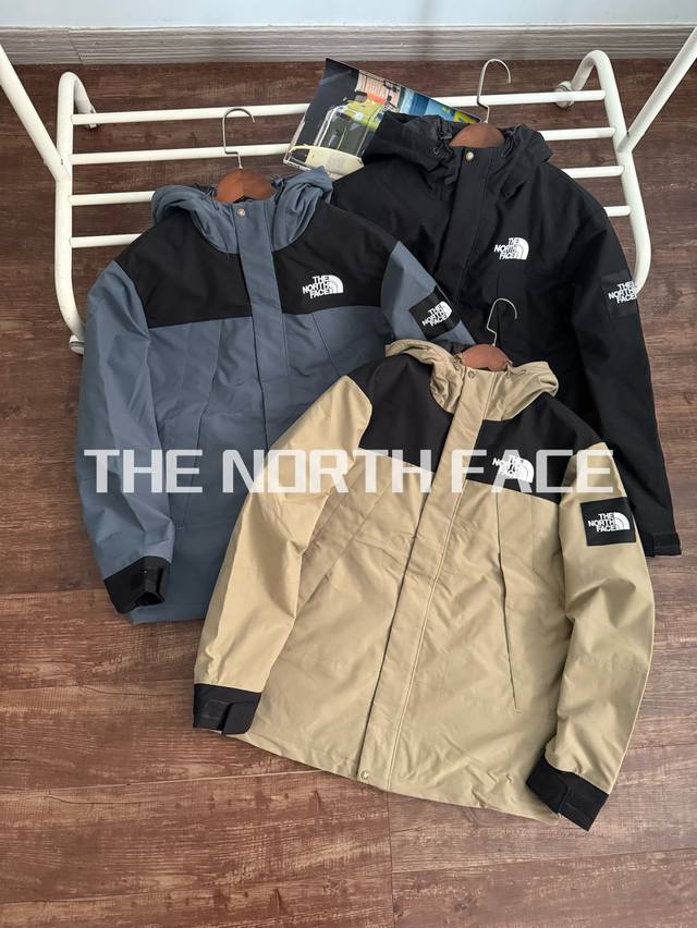 颜色：黑色，蓝色，卡其 尺码：M到xxl Thenorthface-北面tnf情侣款棉服 保暖防风防水休闲耐磨外套 冬季新款 甄选优质户外 防风 防水 御寒 耐