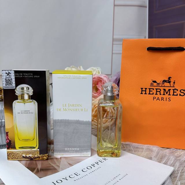 爱马仕李先生花园香水100Ml Hermès 爱马仕李先生花园香水100Ml，配专柜手提袋 扫码标 刮开图层可查验！男女都可以用的中性香，香味偏甜但不腻，很低调