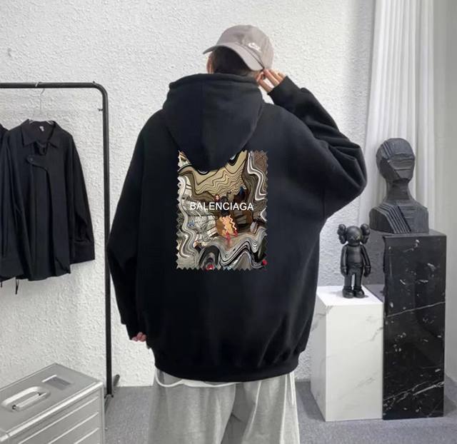 Balenciaga巴黎世家曲扭油画秋季纯棉连帽卫衣 甄选新疆长绒棉纯棉面料 柔软舒适 超级舒适 手感软糯细腻 高克重 上身充满质感 非常轻便舒适 运动宽松版型