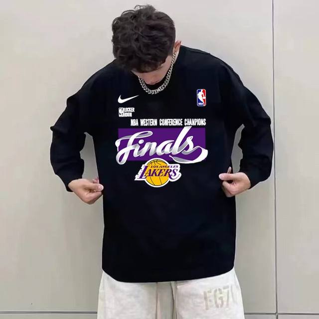 Nba X Nike 湖人西决西部总冠军纪念款耐克秋季圆领卫衣 甄选新疆华棉面料 柔软舒适 手感软糯细腻 高克重 上身充满质感 非常轻便舒适 运动宽松版型不紧身