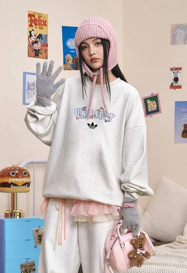 高品质秋冬新款 Adidas Original 三叶草 潮牌 Hello Kitty 联名 50Th 五十周年 情侣休闲 套头卫衣 男女同款 2024秋冬新款