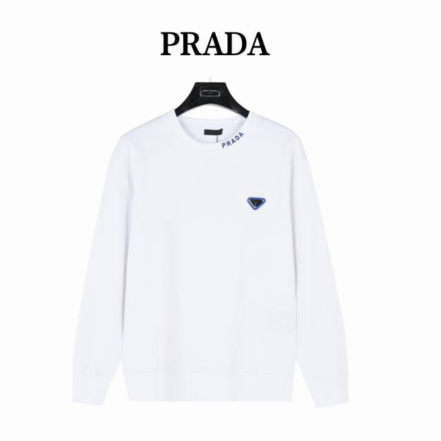 Prada 普拉达 三角标领口字母圆领卫衣 男女同款全新美学灵感趣味设计,渠道性质精品。让整体造型设计更加优雅时尚，今夏最火系列，无数明星潮人追捧。客供采用双纱