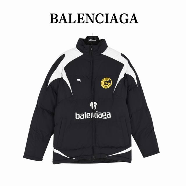 Balenciaga 巴黎世家 10号球衣 滑雪羽绒棉服 黑白轻薄哑光尼龙拼色，厚实加衬科技衬里全身饰以3B球衣数字艺术作品印花保暖实用的运动滑雪棉服 面料我们