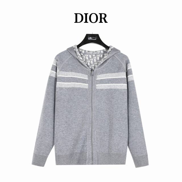 Dior 迪奥经典老花双面穿羊毛羊绒连帽开衫外套 面料采用进口羊绒纱线 早秋新品 新版落肩设计 高级海军蓝老花logo拉链羊绒外套 双面可穿 后背字母提花织纹工