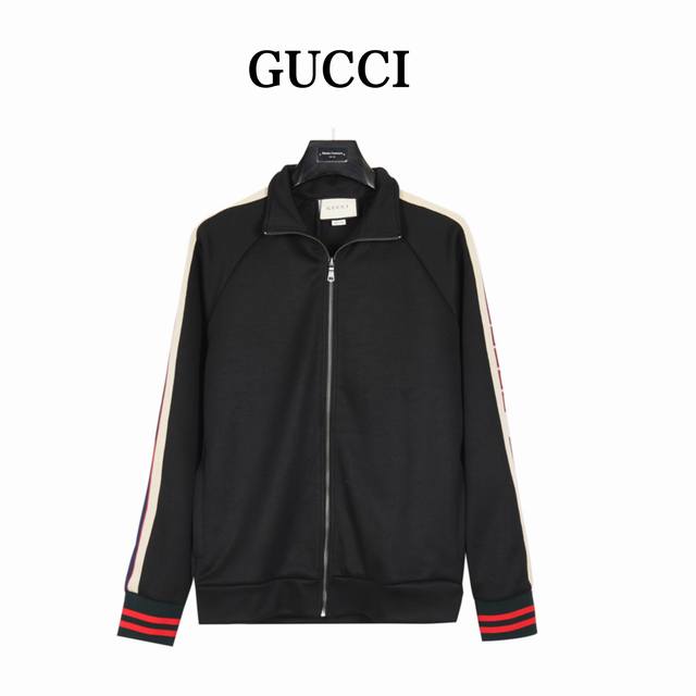 Gucci 古驰 经典织带运动套装外套 原版购入，完美还原。定织定染面料，带运动风套装， 专柜新出面料棉盖丝，属于混纺面料必须定制 面料为订织丝盖棉布料，运动功