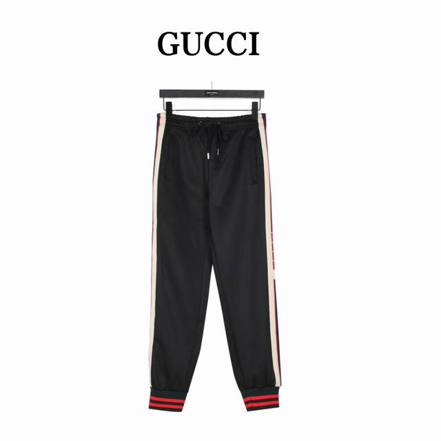 Gucci 古驰 经典织带运动套装长裤 原版购入，完美还原。定织定染面料，带运动风套装， 专柜新出面料棉盖丝，属于混纺面料必须定制 面料为订织丝盖棉布料，运动功