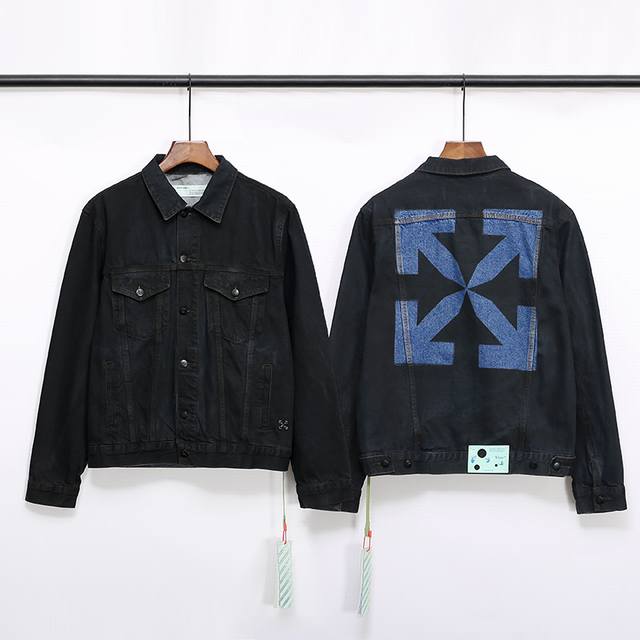 311#细节图 Off-White 20Fw秋冬新款背后蓝色箭头洗水牛仔夹克外套 M Xxl 工艺复杂 是用蓝色牛仔经过多次洗水 喷色 固色 历经2月 达到最后