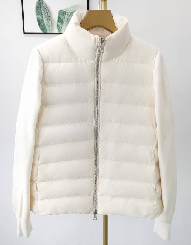 Moncler. 立领针织 黑色 白色 Sml码