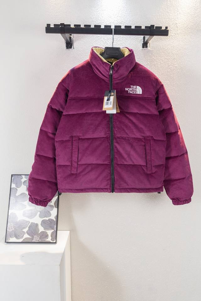 款号：6156-顶级版本 The North Face Tnf 北面 23Aw 92S限定款灯芯绒两面穿羽绒服 有备用防雨帽隐藏折叠在衣领内灯芯绒一面前后胸采用