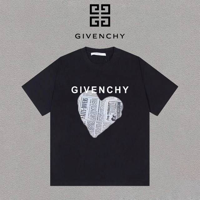 Givenchy 纪梵希 爱心报纸印花字母圆领短袖t恤男女同款 吊牌 领标 水洗唛 三标齐全 定织定染280克精梳棉面料 尺码：S-Xxl 颜色：黑色，白色