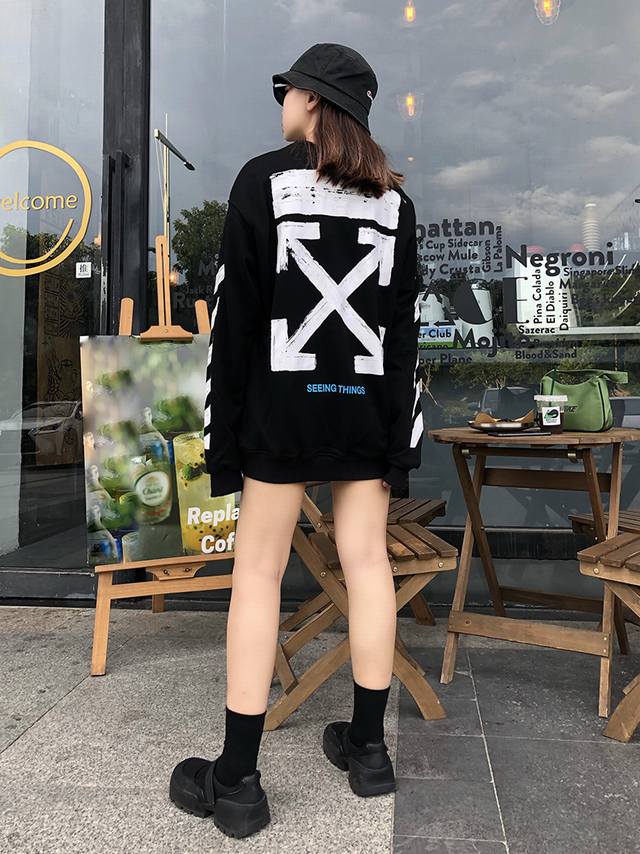 特价款 纯棉布料，码数m到xxl，型号711 毛圈 ，8711 加绒 ， . Off White “爆款”毛刷箭头纯棉320G纯棉圆领卫衣，Ow经典基础款，黑白