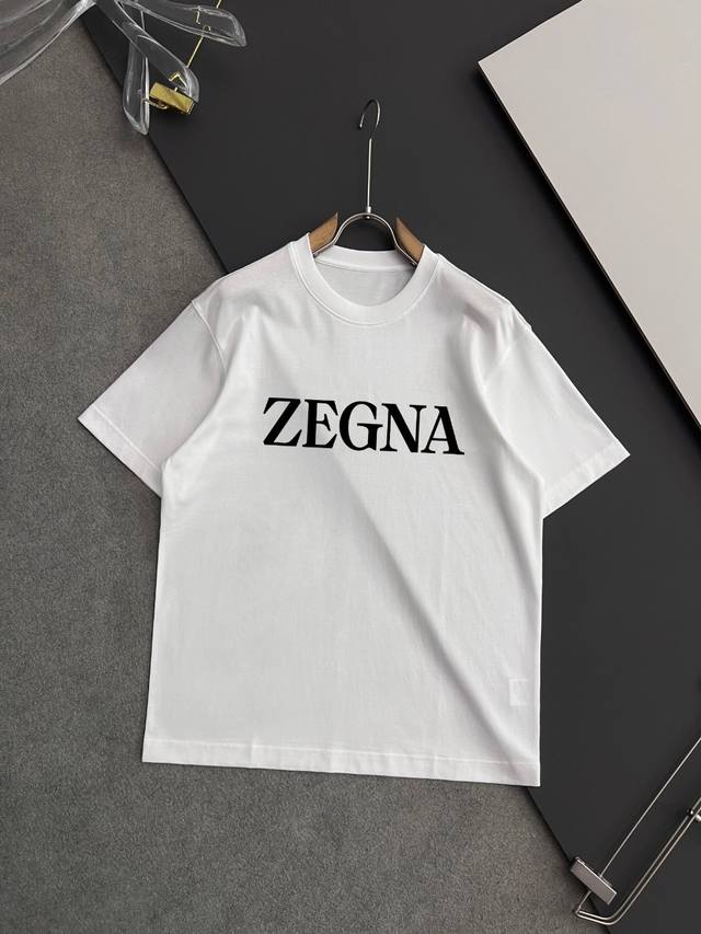 Zegna* 260克纯棉双纱宽松靓仔t恤 爆款现货春夏短袖，简约基础衣橱神器， 休闲百搭必备款 做工走线质感一流，两色推荐：白色、黑色、 宽松版型s-2Xl