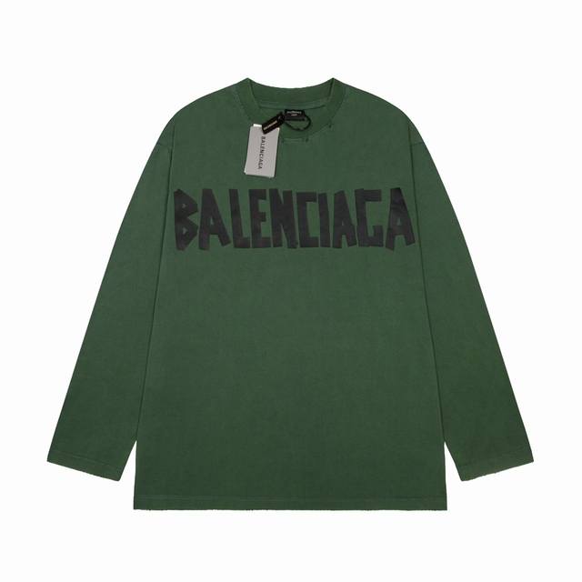 高品质 Balenciga 巴黎世家 磨破 胶带长袖t恤 采用磨破工艺 细节无法挑剔，极具档次感与奢华辨识度！三标齐全 版型属于休闲宽松小落肩的版型裁剪。 码数