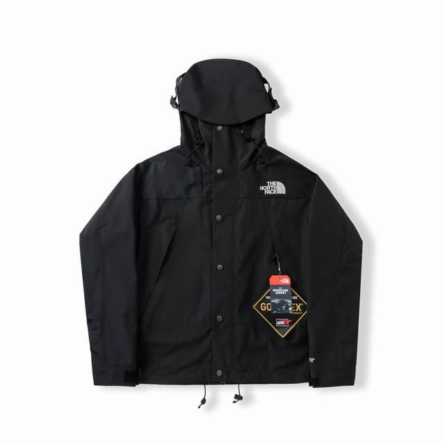 Thenorthface北面1990经典款户外防水冲锋衣登山夹克# 代购级为了还原zp的一切质感今年团队历经数月最终出货。所有辅料还原zp，面料做工升级：1、防