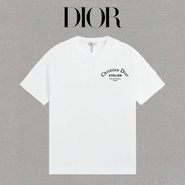 Dior 迪奥 标语字母印花百搭简约圆领短袖t恤男女同款 吊牌 领标 水洗唛 三标齐全 定织定染280克精梳棉面料 尺码：S-Xxl 颜色：黑色，白色